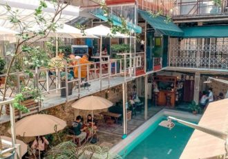 KL-Kafe-Kleptokrat-out-door