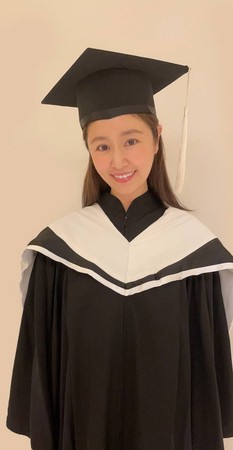 linxinru-graduation-biyepao