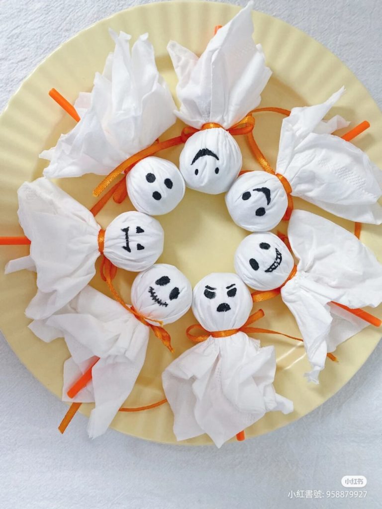 halloween-ghost-lollipop-plate