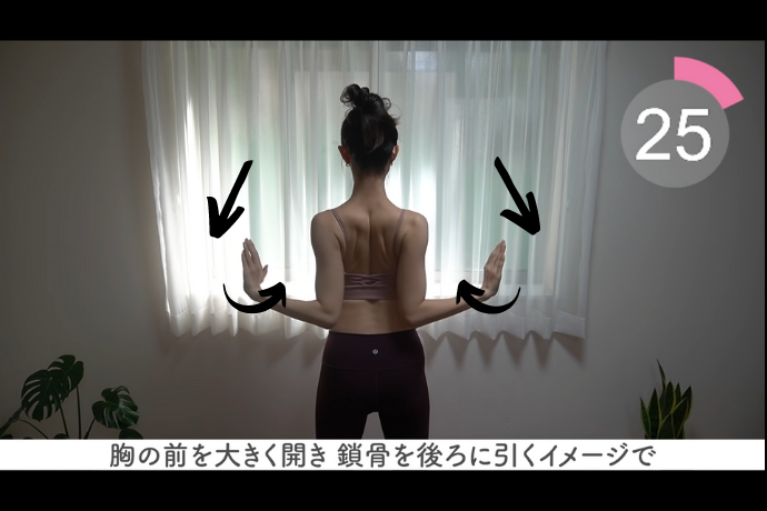 beautiful-back-workout-backward-hand