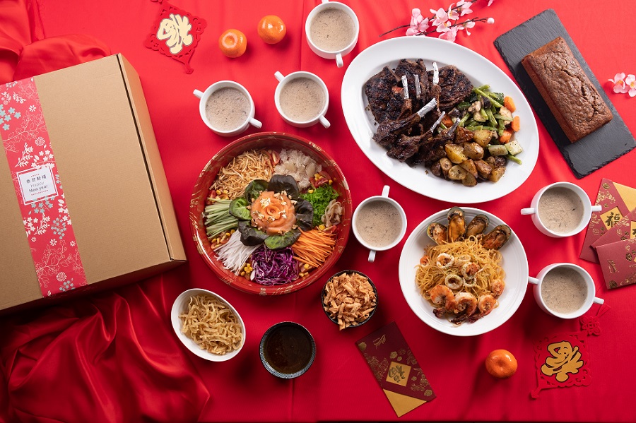 marias-steakcafe-cny-takeaway-delivery-set