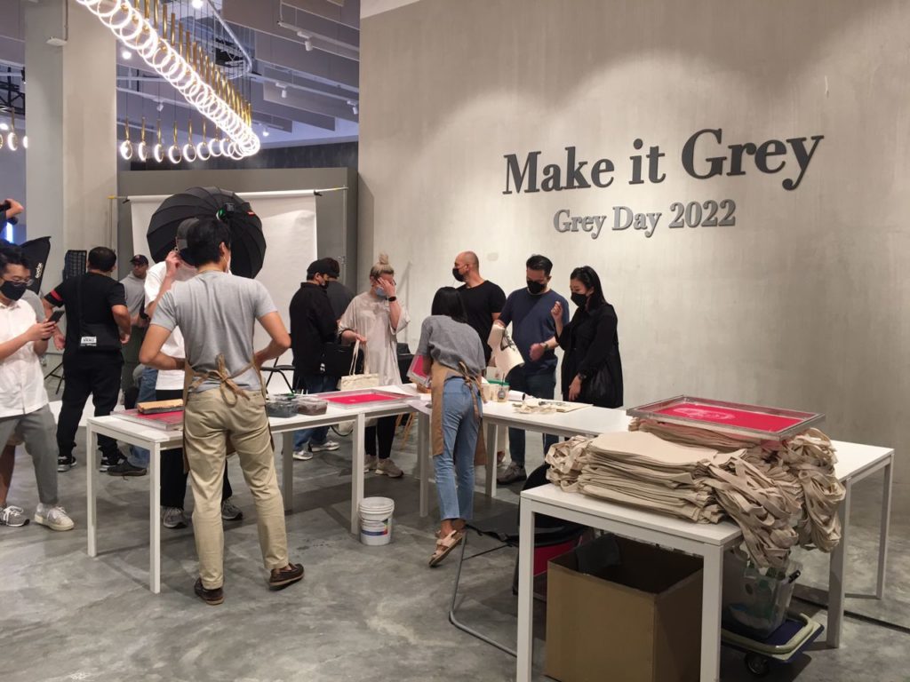 make-it-grey-pop-up-exhibition-gmbb-workshop