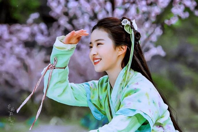 liuyifei-zhaolinger-1