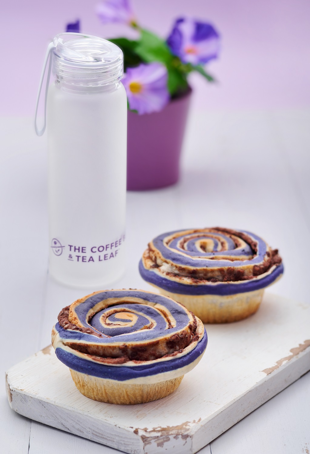 the-coffee-bean-and-tea-leaf-25th-anniversary-purple-swirl