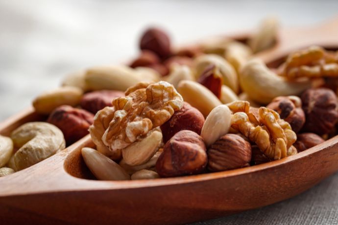 10-foods-that-help-depression-nuts