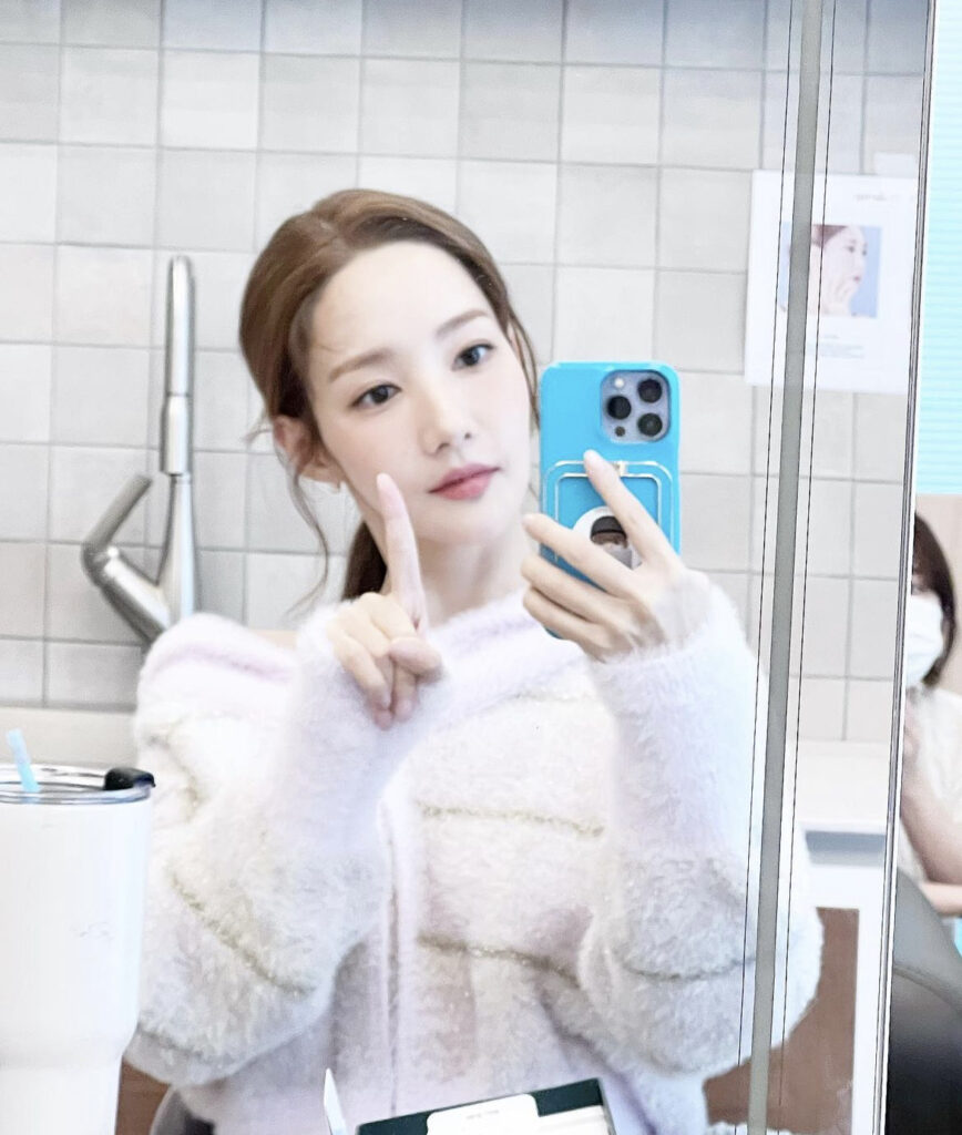 Park Min Young-1