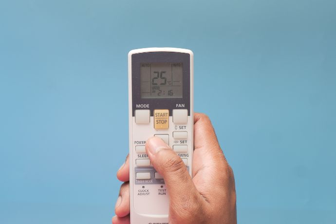 avoid-these-mistakes-when-using-air-conditioning-remote-control-1