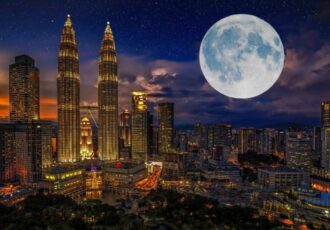 Largest Supermoon Over Malaysian Skies 31 August 2023 Feature