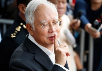 Najib Apply Pbsl House Arrest 1