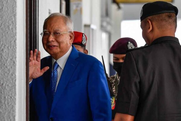 Najib Apply Pbsl House Arrest 3