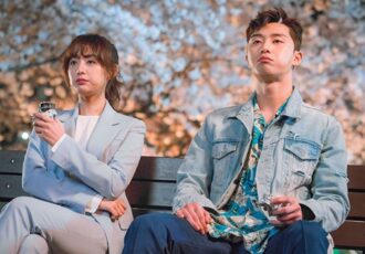 Behaviors Without Any Social Distance Between Relationships Feature