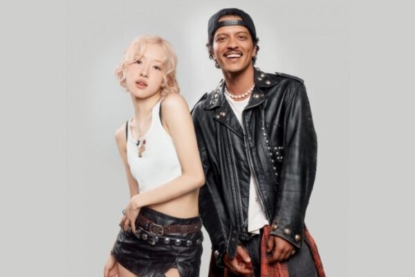 Rosé Bruno Mars Apt Fun Facts3