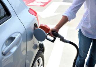 Addicted To Sniffing Gasoline Beware Of Leukemia Risks
