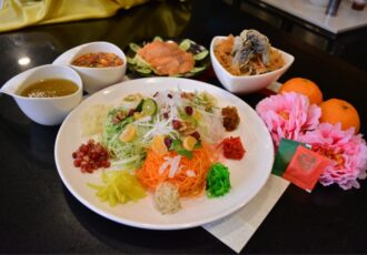 Chinese New Year Toss Yee Sang Wishing