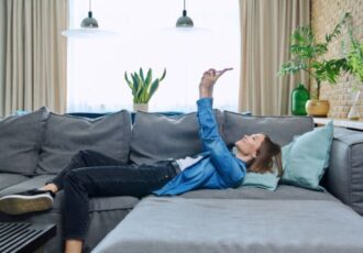 8 Best Things To Do After Work To Unwind!