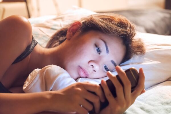 7 Ways To Stop Staying Up Late (6)