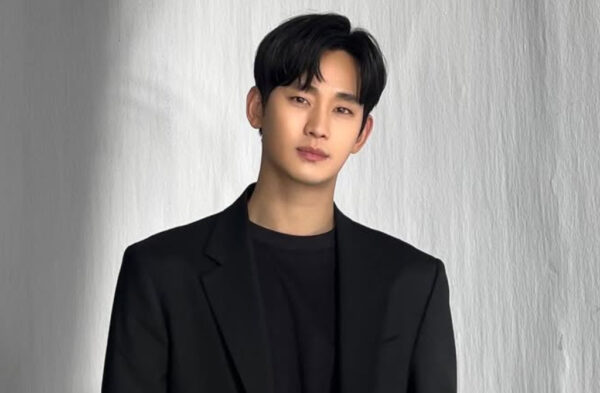 Kim Soo Hyun Daiyan 1