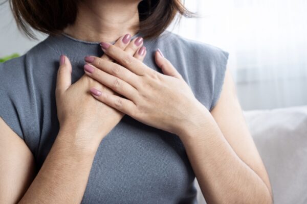 3 Methods To Cough Up Phlegm From Your Throat (1)