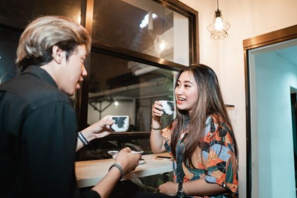 These 15 Topics Will Easily Spark A Connection Crush