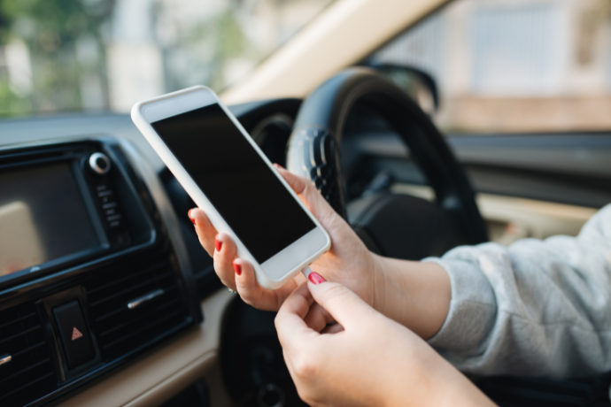 The reason behind why you should never charge your phone in the car