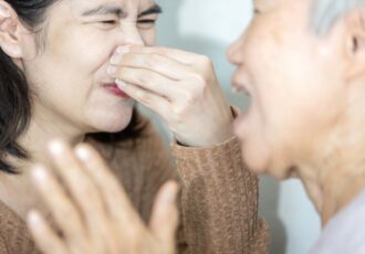 4 common types of bad breath5