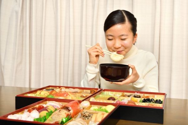 Japanese gen z is trending towards canceling meals (5)