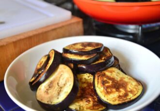 Eggplant Soaking Up Too Much Oil A Nutritionist Shares How to Cook It with Less Oil